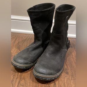 Sorel Black Oiled Slim Shortie Suede waterproof boots Size 10 EUC